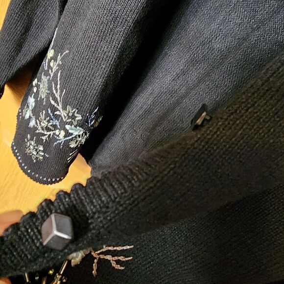 Stitches In Time Black Sweater Cardigan Size L Beading & Embroidered Cottagecore - Picture 9 of 16